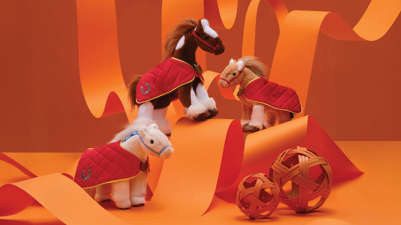 Adorable Friends for the Year of the Horse - Article - LEVADE